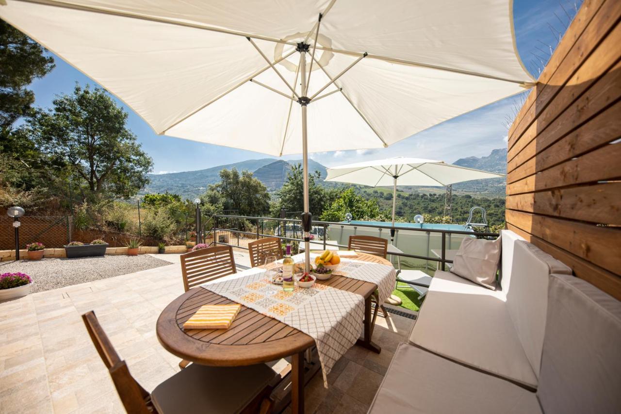 Casa Vacanze Villa Baronessa تْشيفالو المظهر الخارجي الصورة