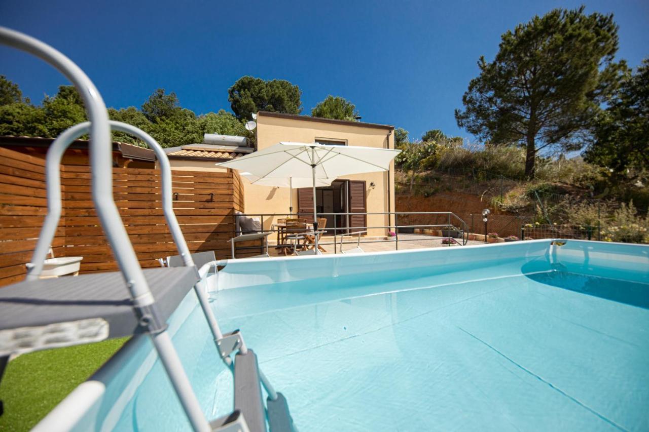 Casa Vacanze Villa Baronessa تْشيفالو المظهر الخارجي الصورة