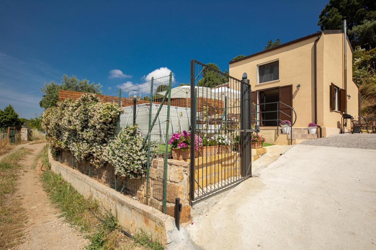 Casa Vacanze Villa Baronessa تْشيفالو المظهر الخارجي الصورة